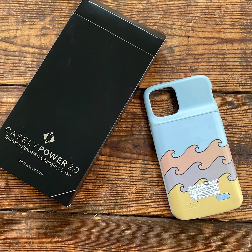 CASELY Power 2.0 for iPhone 11 Pro.